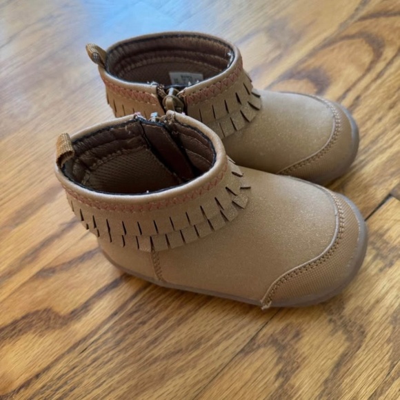 Stride Rite Sparkle Boots - Picture 2 of 5